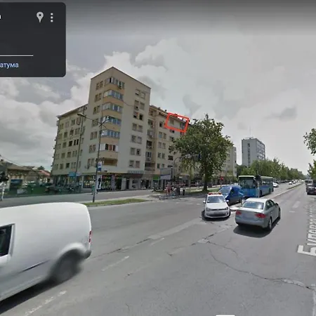Apartment Pap Center Loft, Garazno Mesto Novi Sad