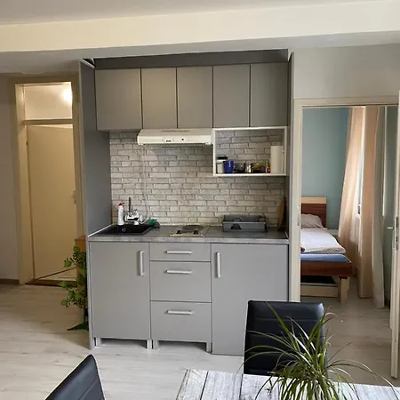 Pap Center Loft, Garazno Mesto Novi Sad