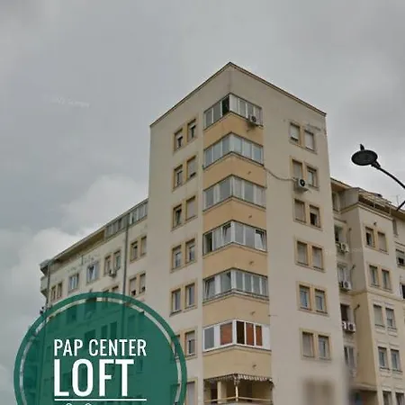 Pap Center Loft, Garazno Mesto Apartment *
